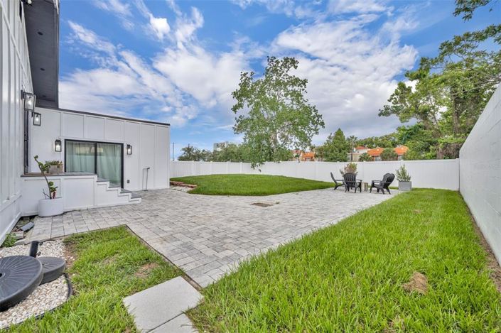 Image No.34-3 Bed House for sale