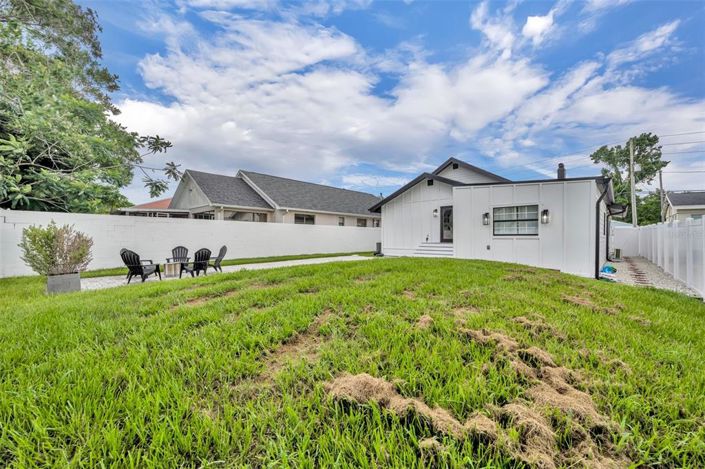Image No.37-3 Bed House for sale