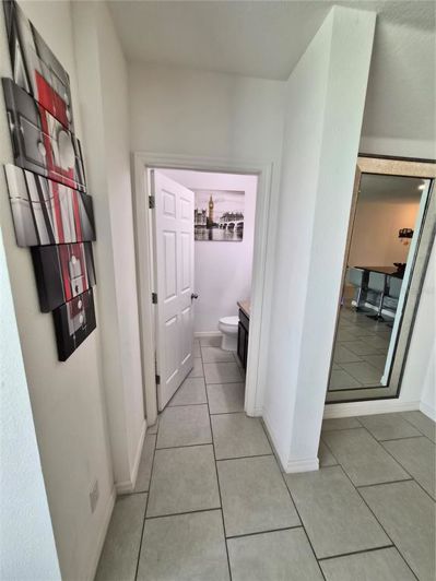 Image No.23-4 Bed Townhouse for sale