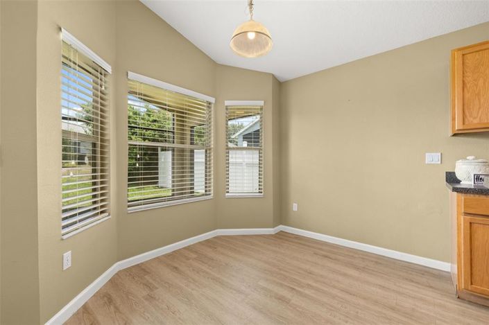 Image No.23-3 Bed House for sale