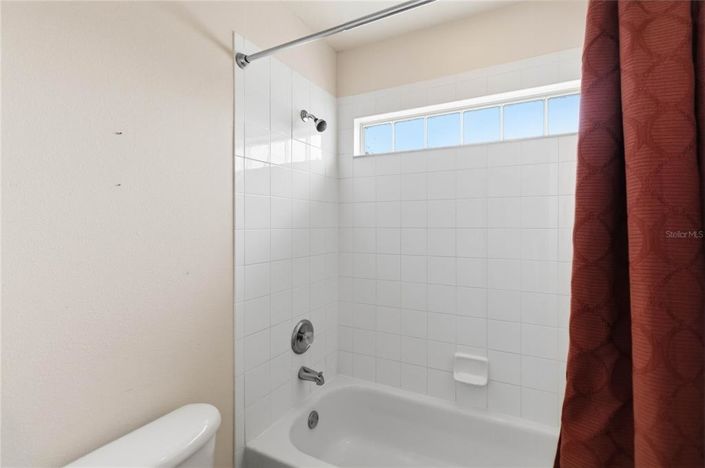 Image No.24-5 Bed House for sale