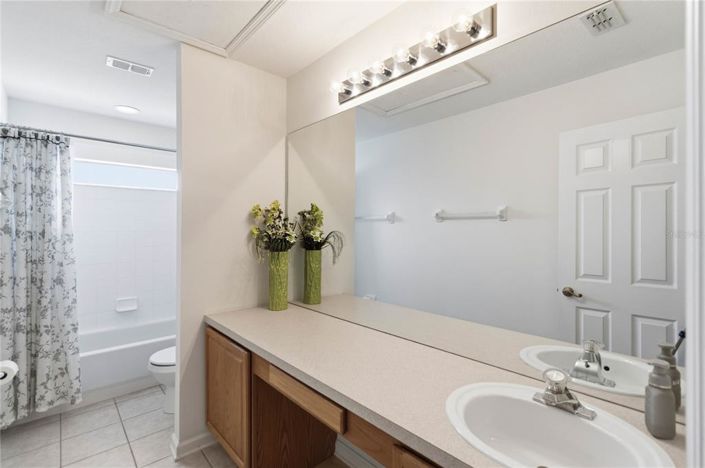 Image No.28-5 Bed House for sale