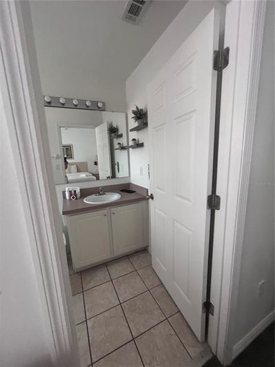 Image No.16-3 Bed Townhouse for sale