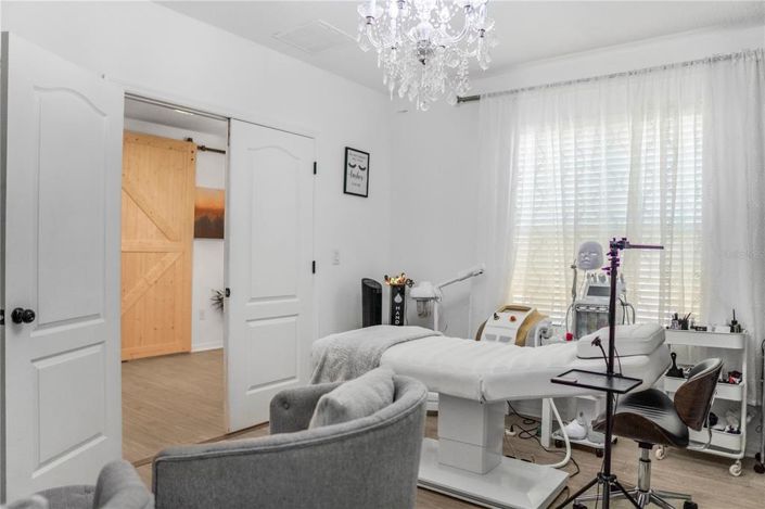 Image No.23-5 Bed House for sale