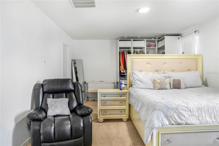 Image No.28-5 Bed House for sale