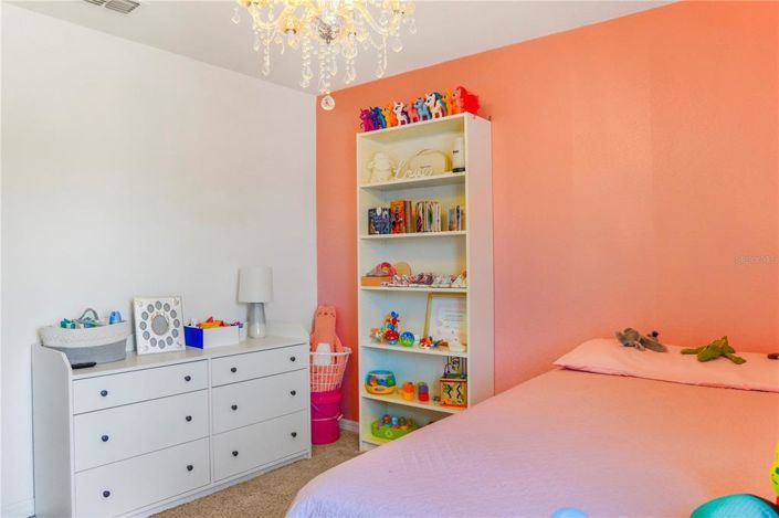 Image No.36-5 Bed House for sale