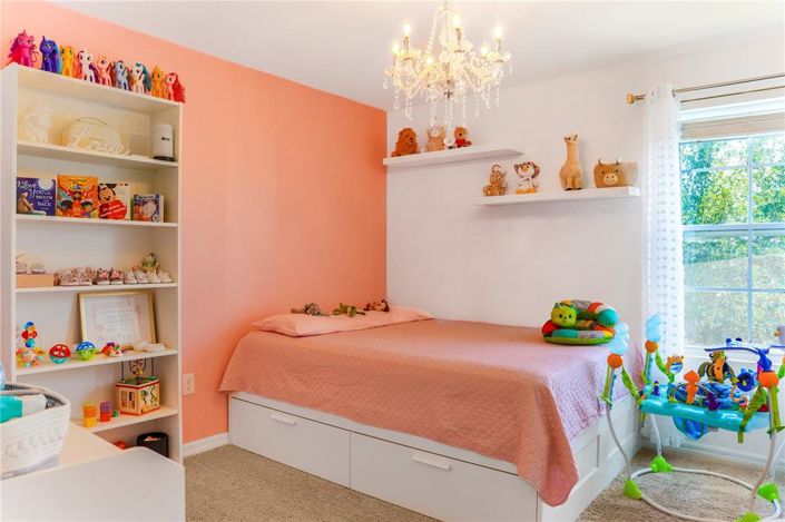 Image No.37-5 Bed House for sale