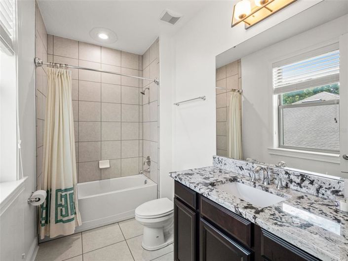 Image No.41-6 Bed House for sale