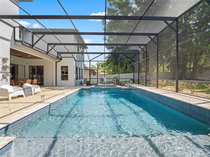 Image No.50-6 Bed House for sale