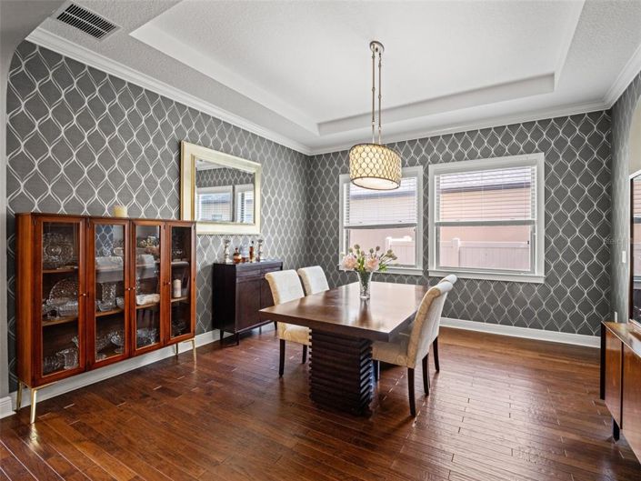 Image No.7-6 Bed House for sale