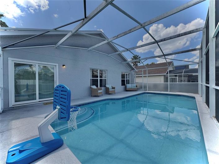 Image No.20-4 Bed House for sale