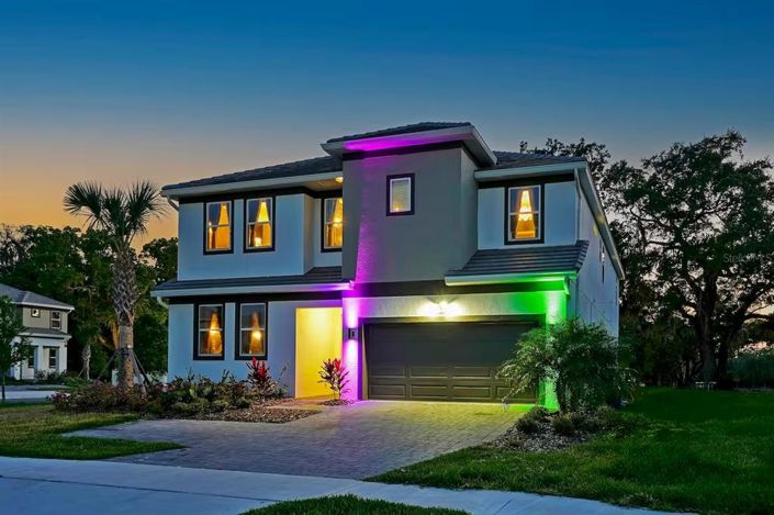 Image No.4-12 Bed House for sale