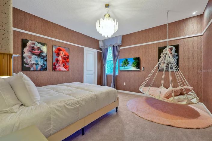 Image No.50-12 Bed House for sale