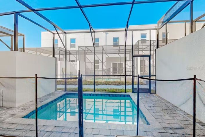 Image No.27-4 Bed Townhouse for sale