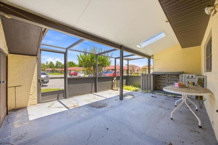 Image No.5-3 Bed Townhouse for sale