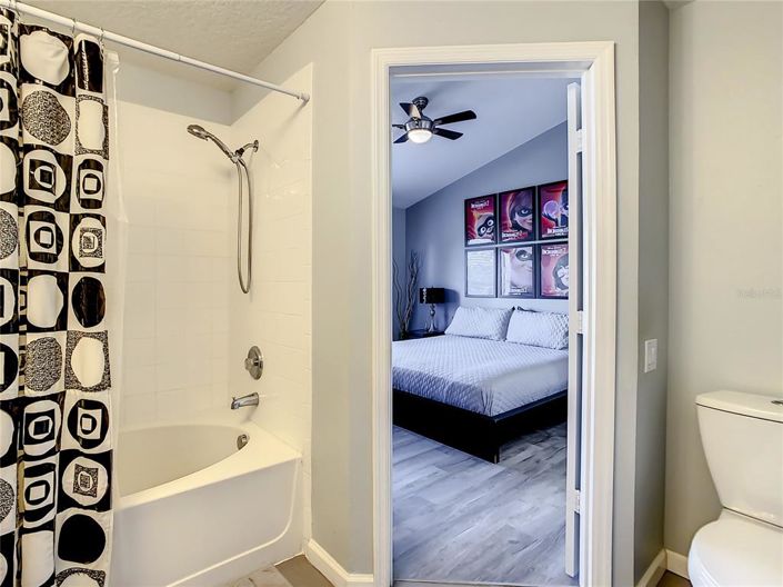 Image No.41-3 Bed Townhouse for sale