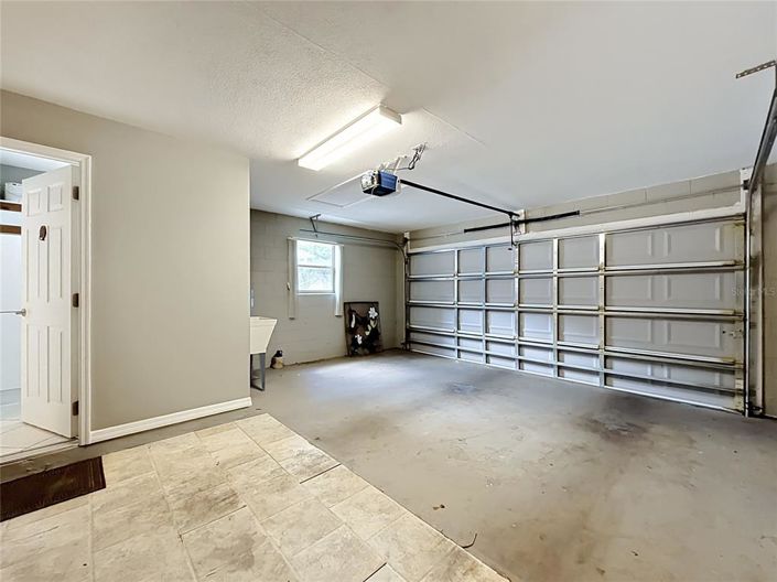 Image No.39-2 Bed House for sale