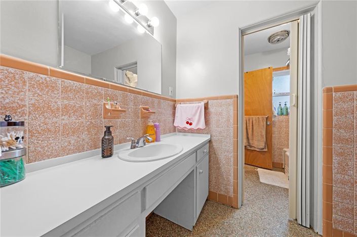 Image No.23-3 Bed House for sale