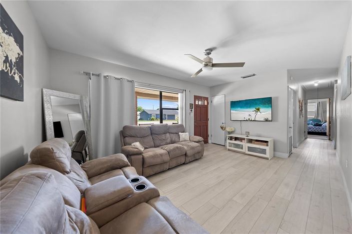 Image No.5-3 Bed House for sale
