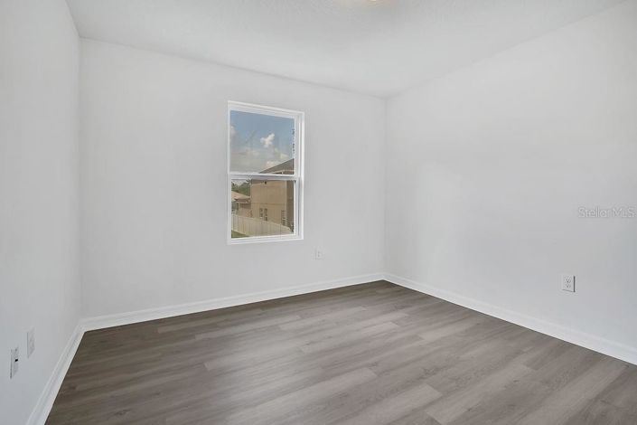 Image No.13-3 Bed House for sale