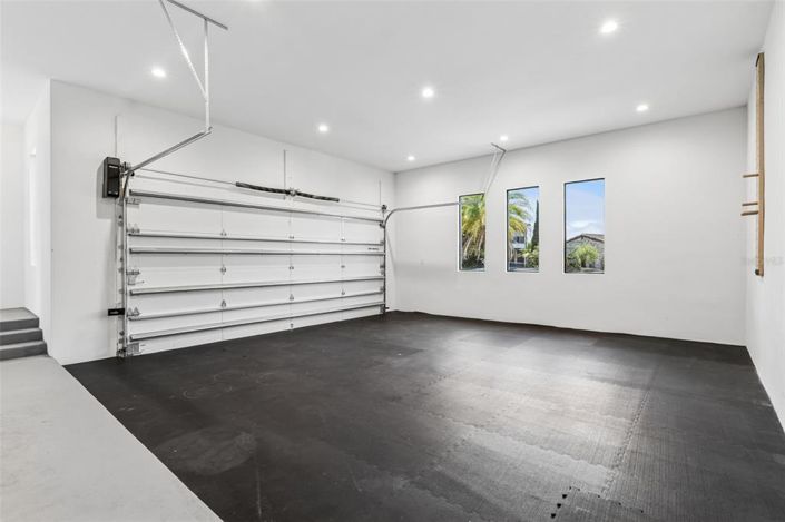 Image No.41-4 Bed House for sale