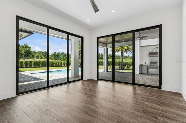Image No.42-4 Bed House for sale