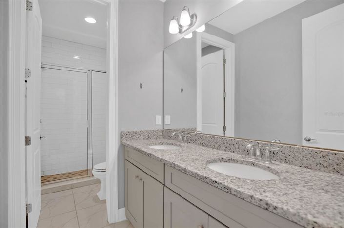 Image No.34-6 Bed House for sale