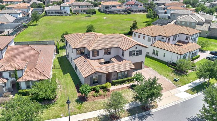 Image No.54-6 Bed House for sale