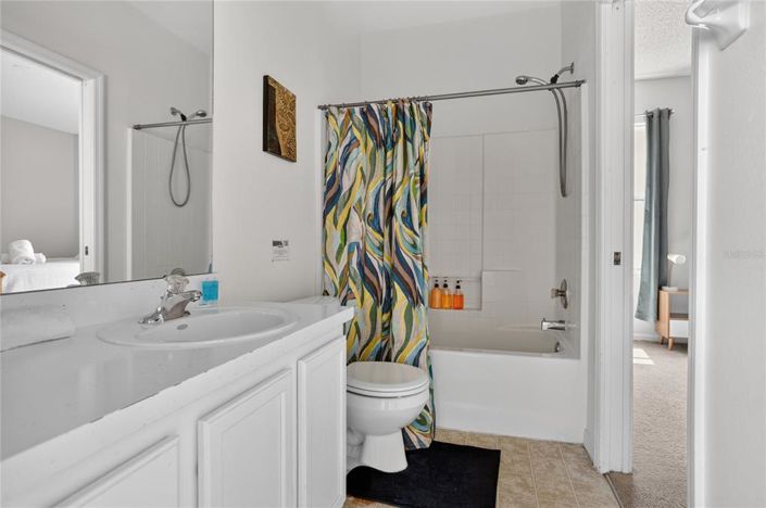 Image No.17-3 Bed House for sale