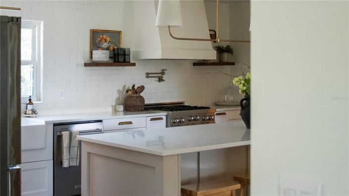 Image No.15-5 Bed House for sale