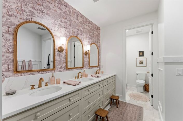 Image No.42-5 Bed House for sale