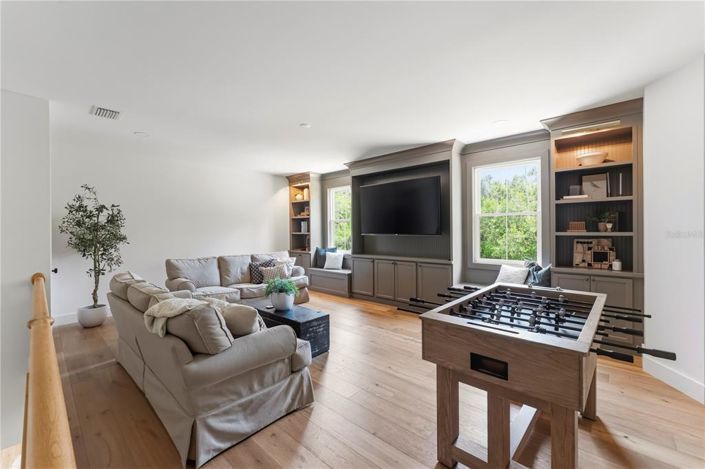 Image No.46-5 Bed House for sale