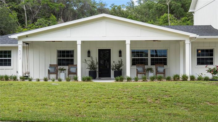 Image No.6-5 Bed House for sale