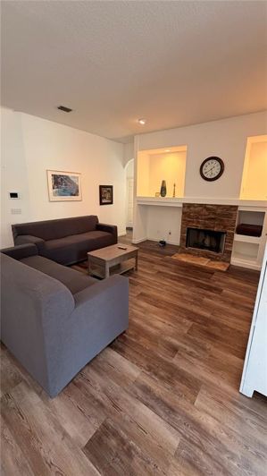 Image No.28-3 Bed House for sale