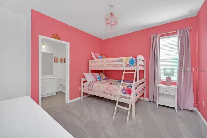 Image No.15-15 Bed House for sale
