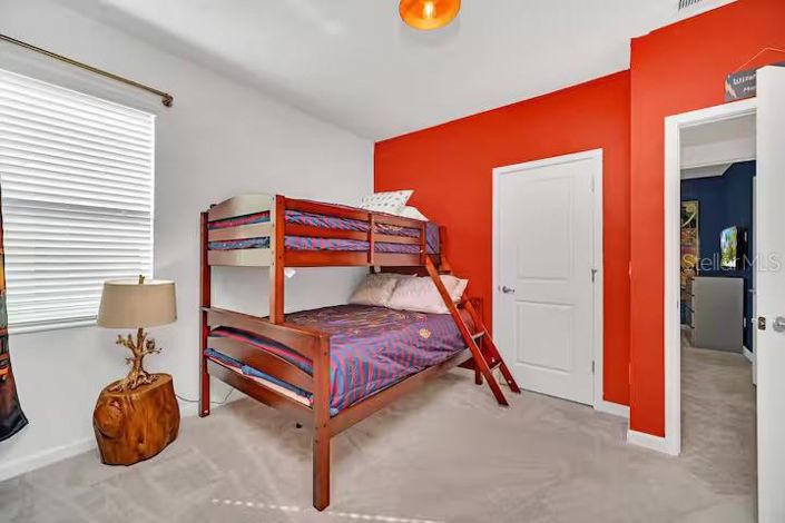 Image No.30-15 Bed House for sale