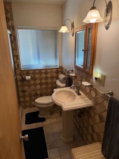 Image No.20-4 Bed House for sale