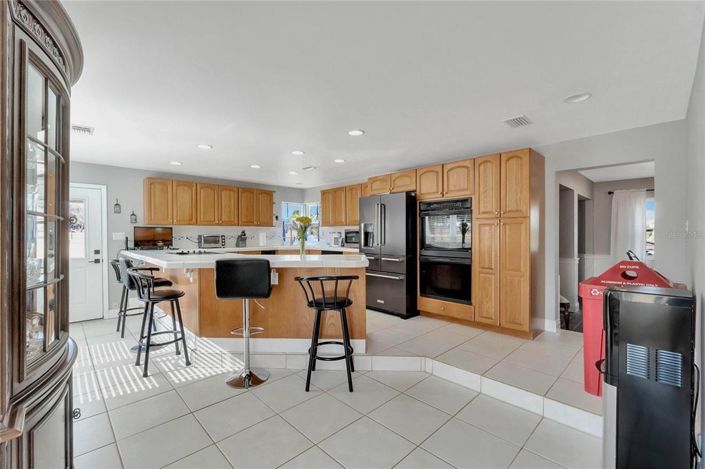 Image No.4-4 Bed House for sale