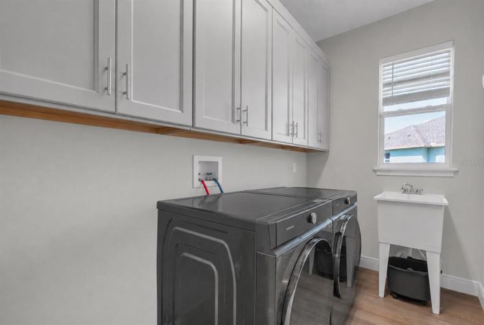 Image No.22-3 Bed House for sale