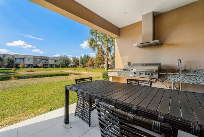Image No.3-4 Bed Townhouse for sale