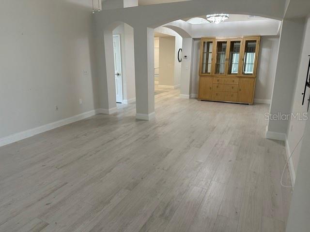 Image No.9-2 Bed House for sale