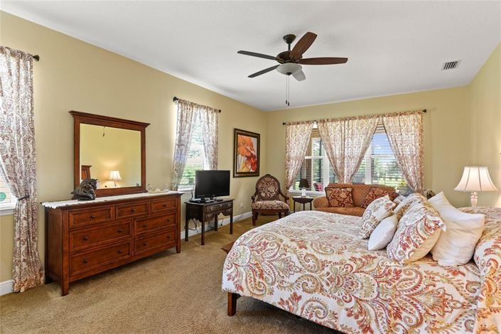 Image No.17-4 Bed House for sale