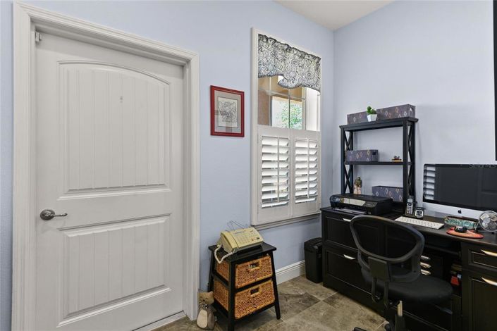 Image No.30-4 Bed House for sale