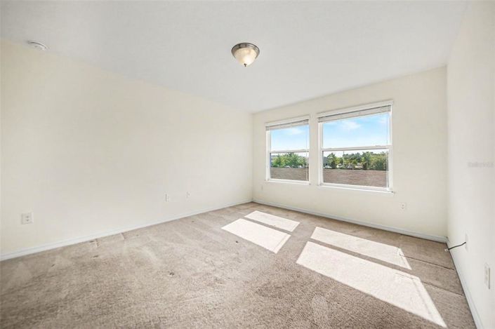 Image No.7-4 Bed Townhouse for sale