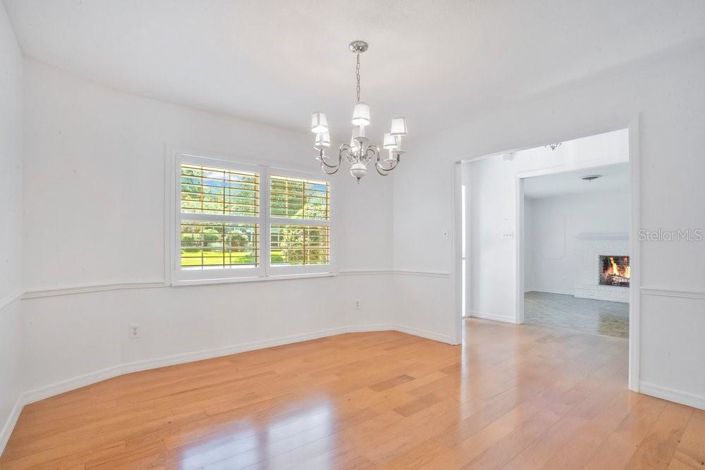 Image No.7-4 Bed House for sale