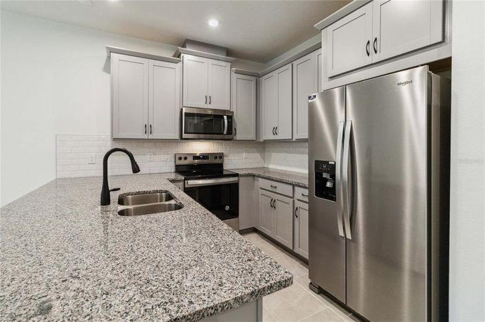 Image No.4-3 Bed Townhouse for sale
