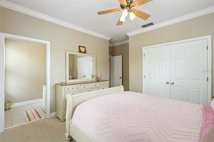 Image No.35-5 Bed House for sale