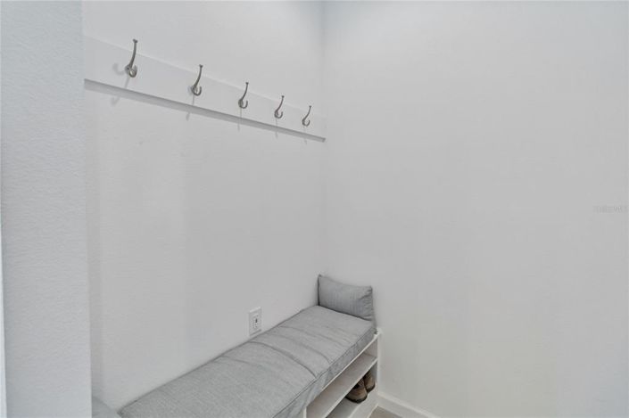 Image No.19-3 Bed House for sale