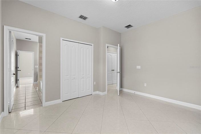 Image No.21-5 Bed House for sale