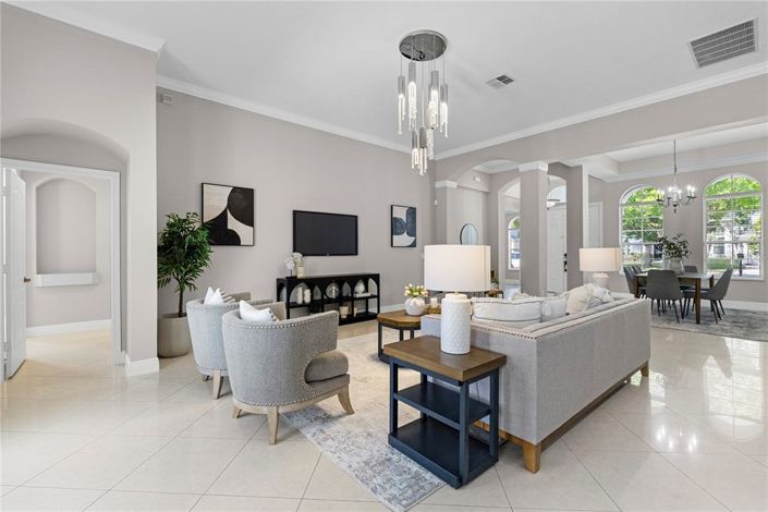 Image No.3-5 Bed House for sale